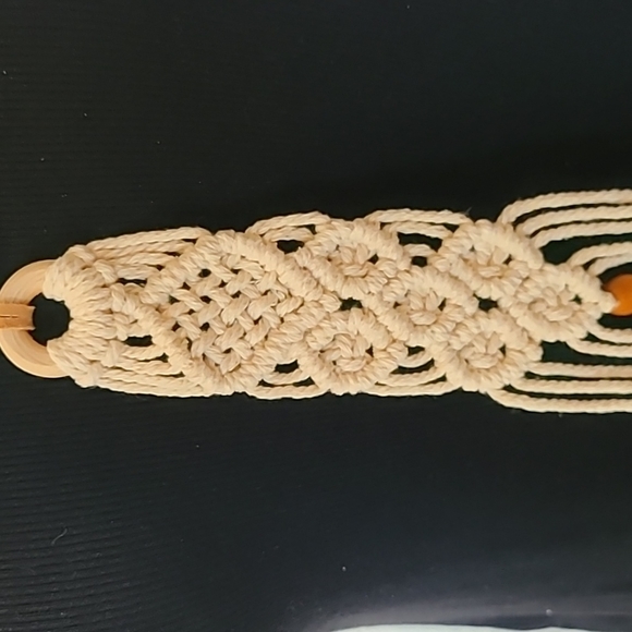 HANDMADE macrame necklace - Picture 3 of 4